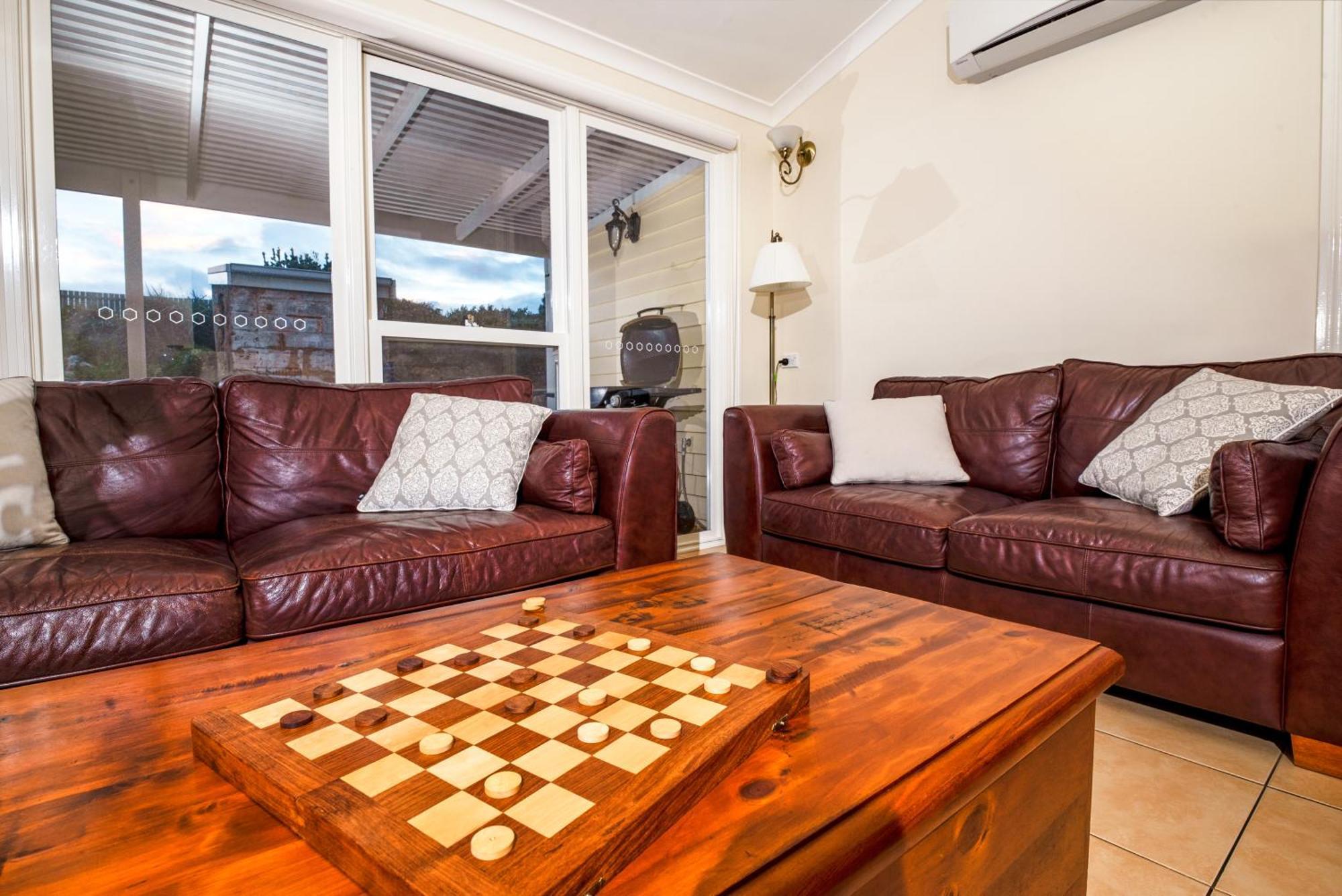 Surfside Holiday Park Warrnambool Bagian luar foto