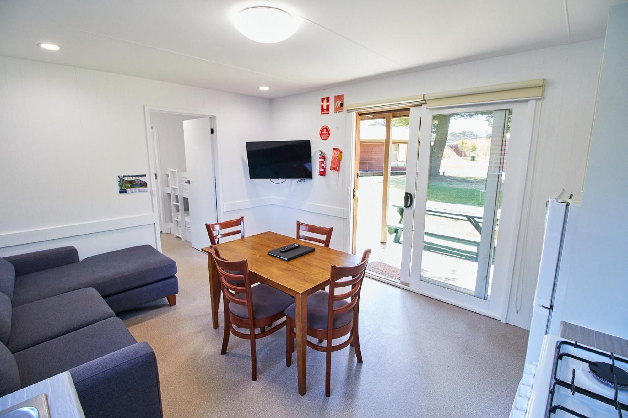 Surfside Holiday Park Warrnambool Bagian luar foto