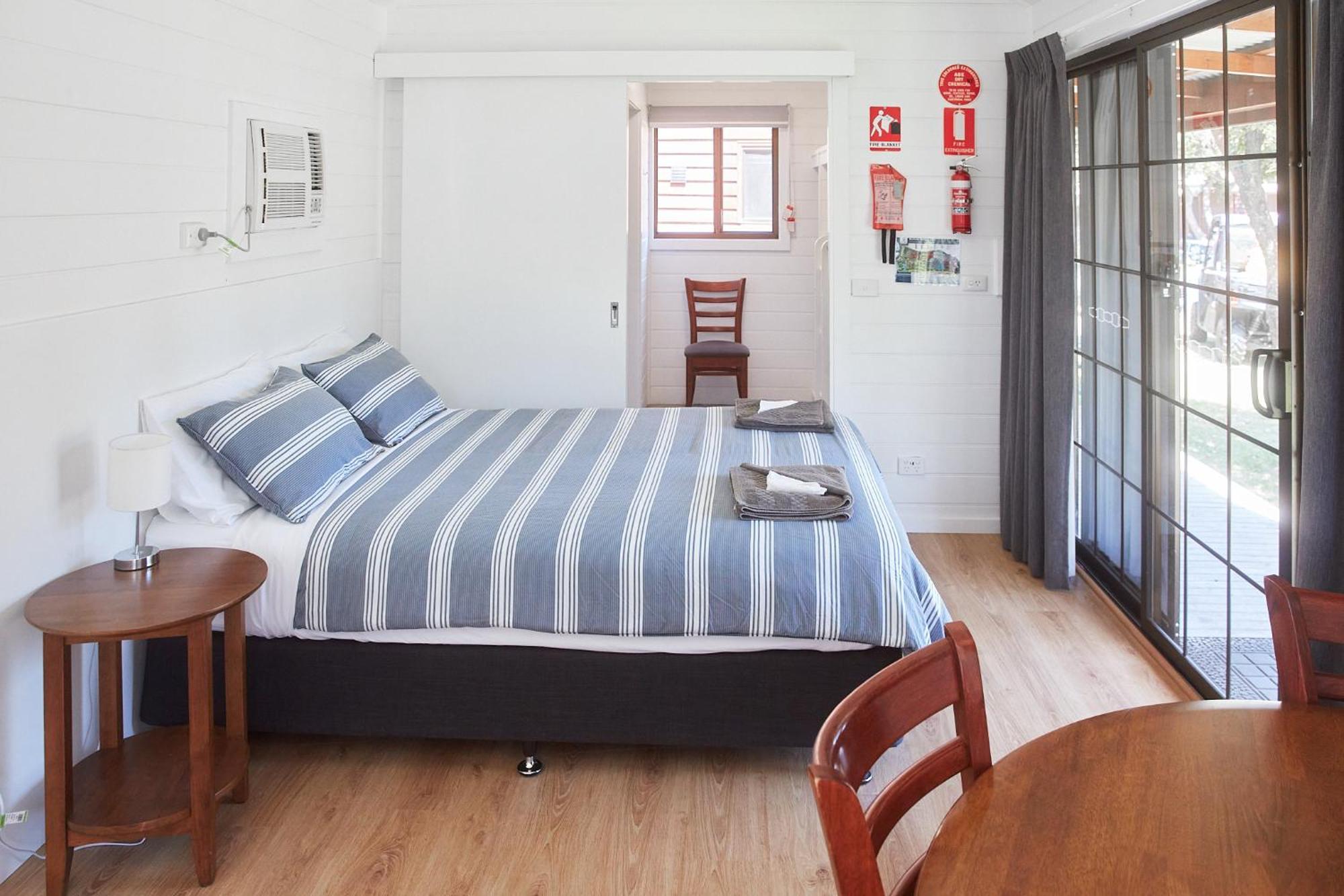 Surfside Holiday Park Warrnambool Bagian luar foto