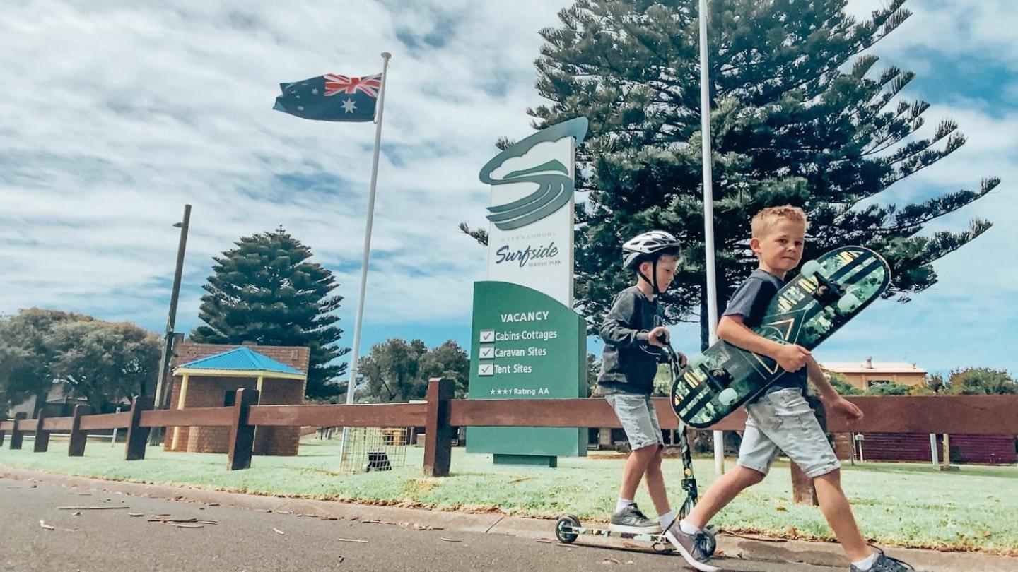 Surfside Holiday Park Warrnambool Bagian luar foto